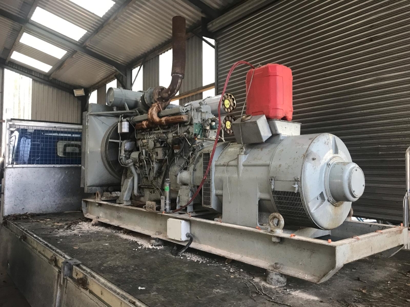 STAMFORD 190KvA 6 CYLINDER GENERATOR S/N: 4107